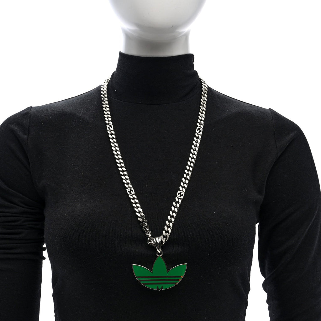 X ADIDAS Enamel Trefoil Gourmette Pendant Necklace Silver Green
