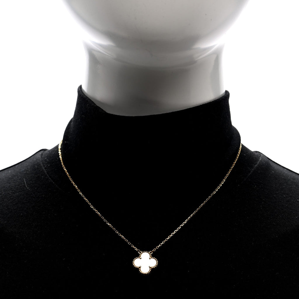 18K Yellow Gold Mother of Pearl Vintage Alhambra Pendant Necklace