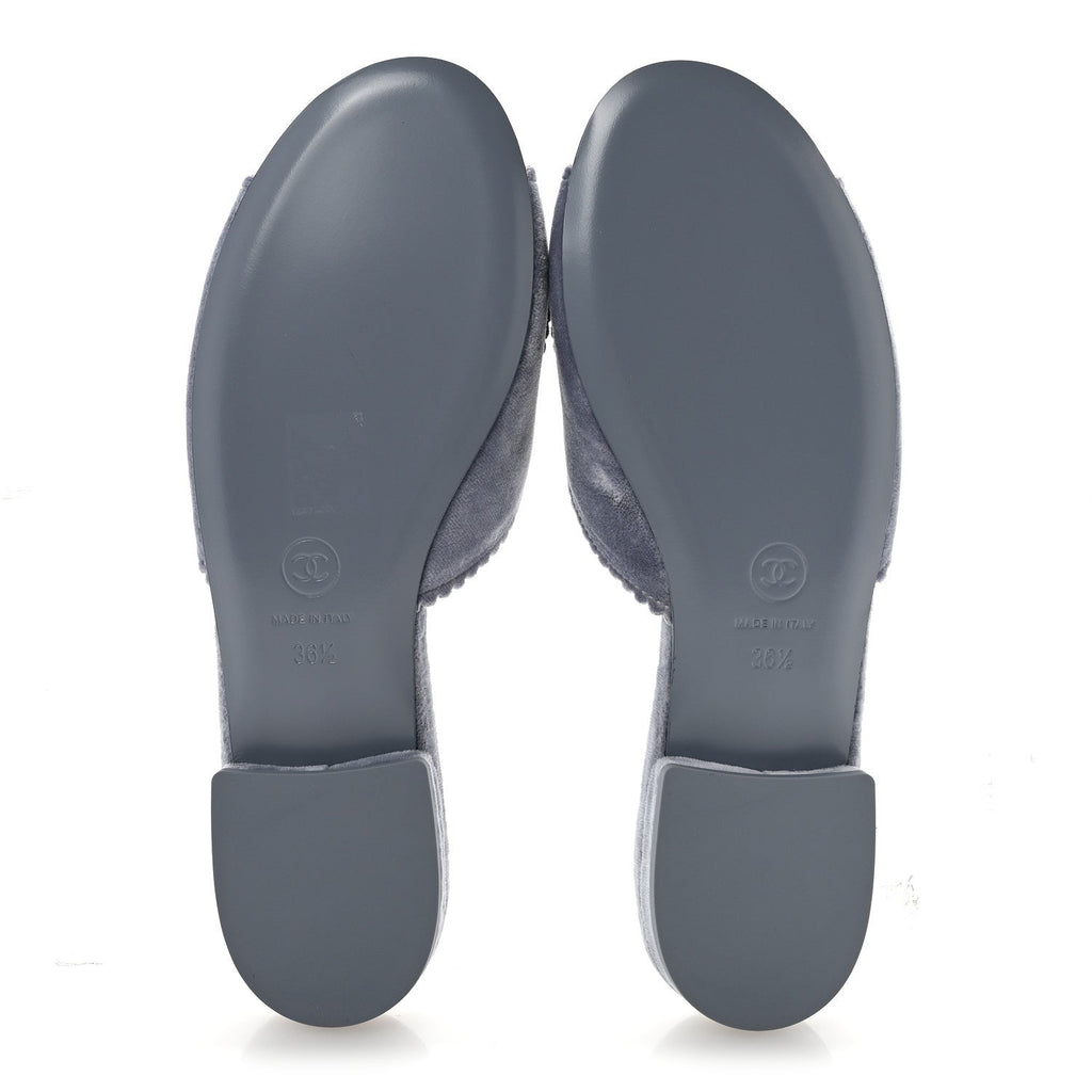 Velvet Pearl Camellia Slide Sandals 36.5 Gray