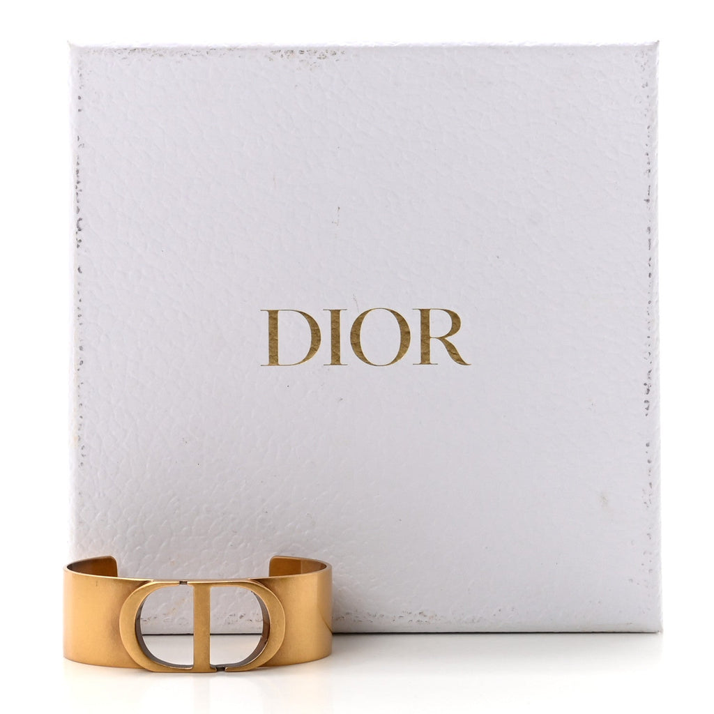 Metal 30 Montaigne Cuff Bracelet Gold
