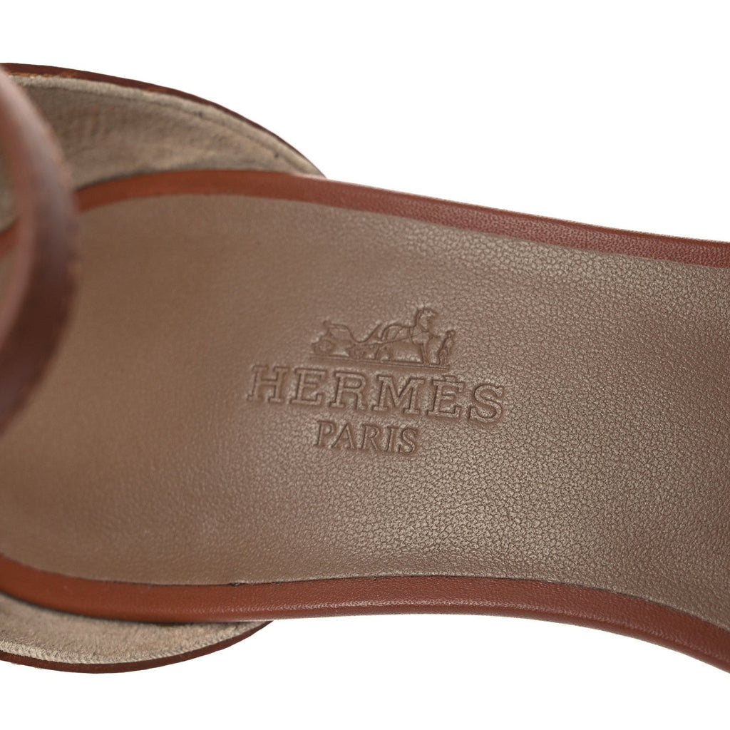Calfskin Legend Wedge Sandals 35 Gold