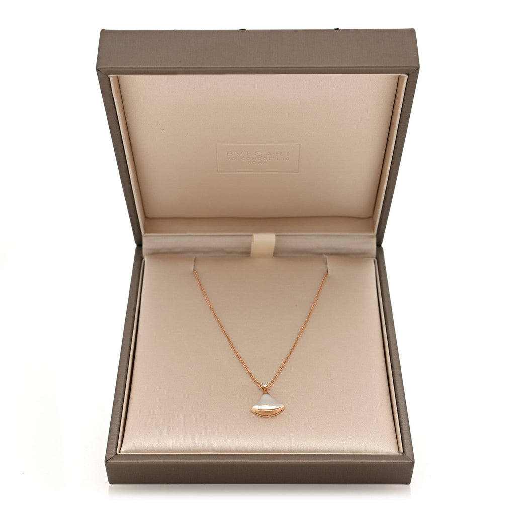 18K Rose Gold Diamond Mother of Pearl Small Divas' Dream Pendant Necklace