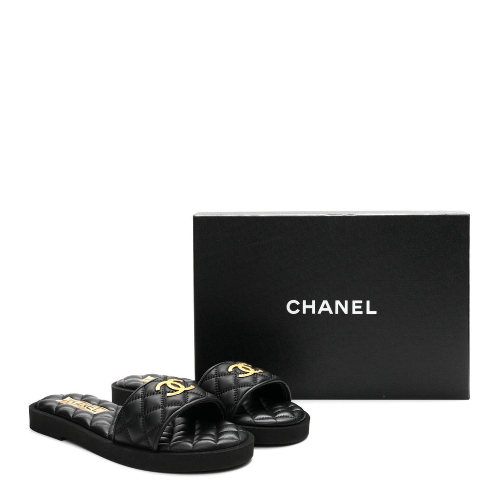 Lambskin Quilted Textured CC Mules Sandals 38.5 Black