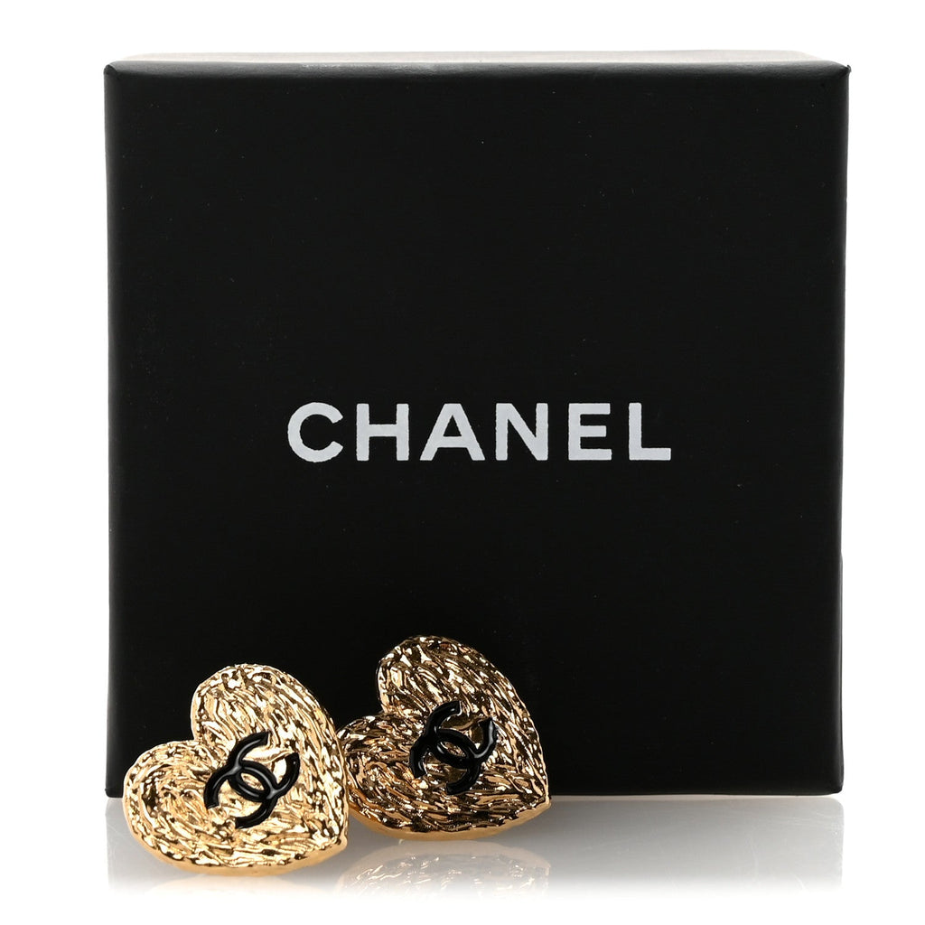 Metal Enamel CC Heart Earrings Gold Black