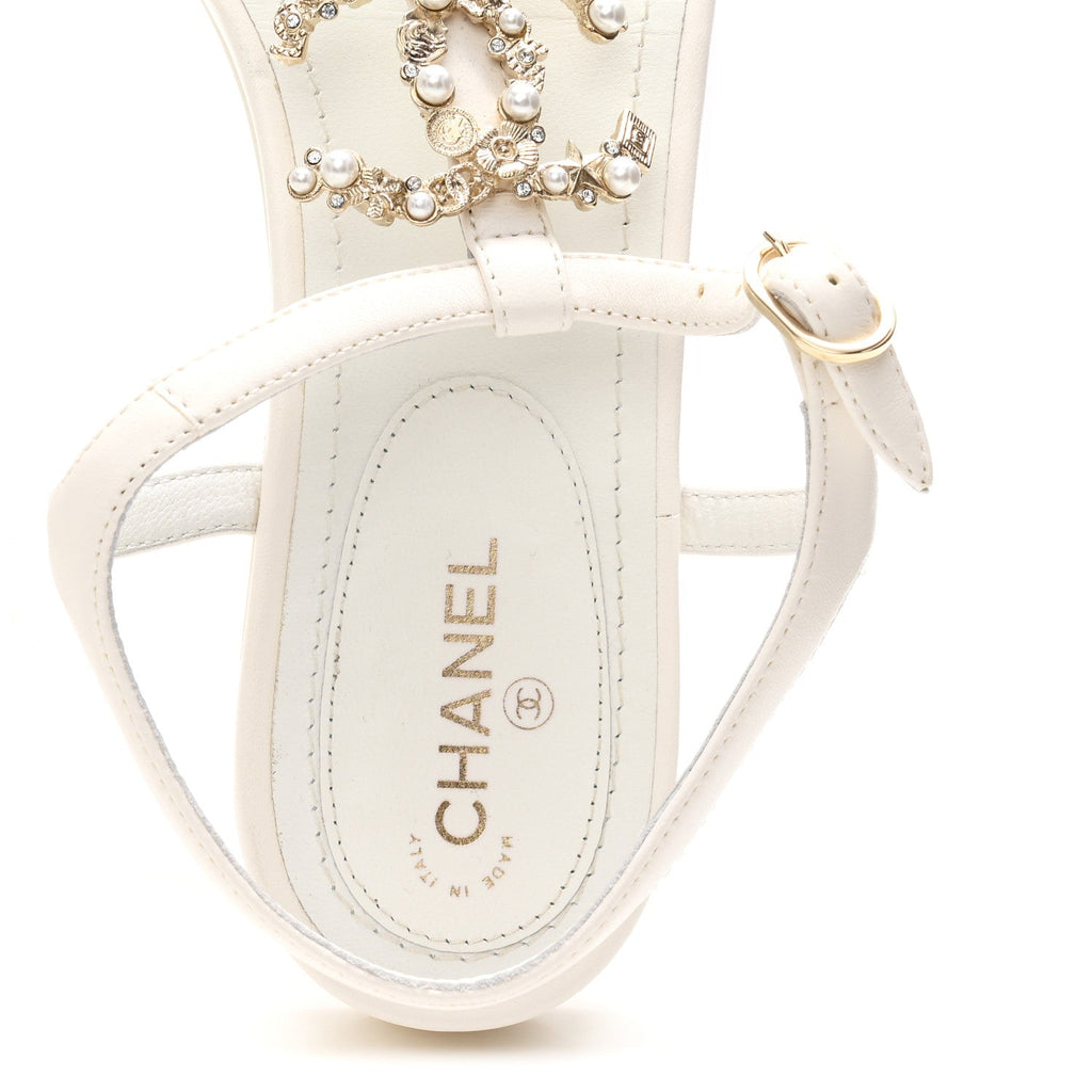 Lambskin Pearl Crystal CC Thong Sandals 39 White
