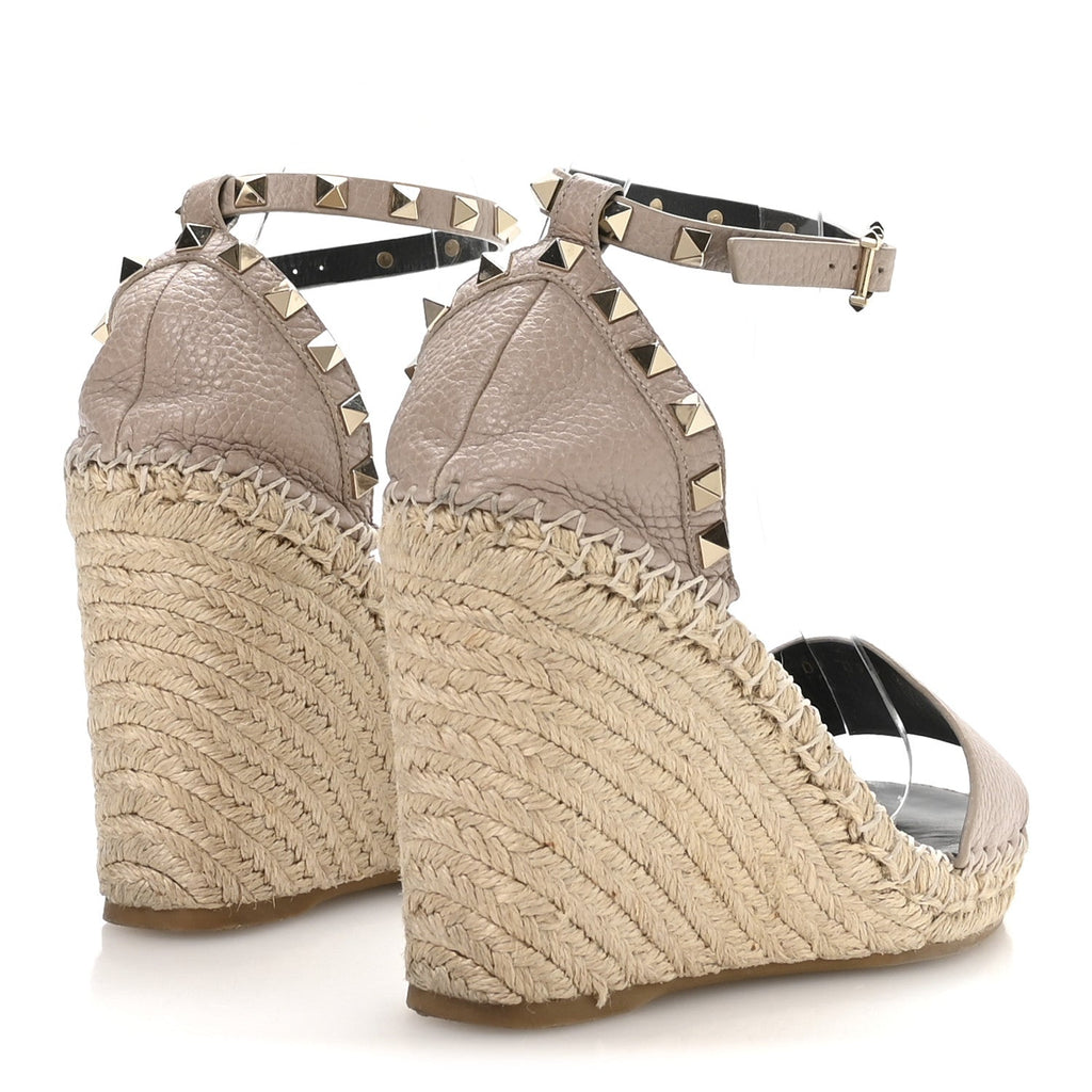 Grained Calfskin Rockstud Ankle Strap Espadrille 15/105mm Wedge Sandals 38 Rose Quartz Natural