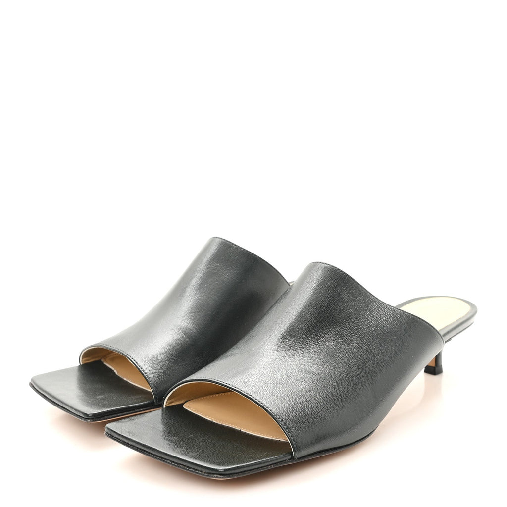 Lambskin Stretch Mule 40mm Sandals  40 Black