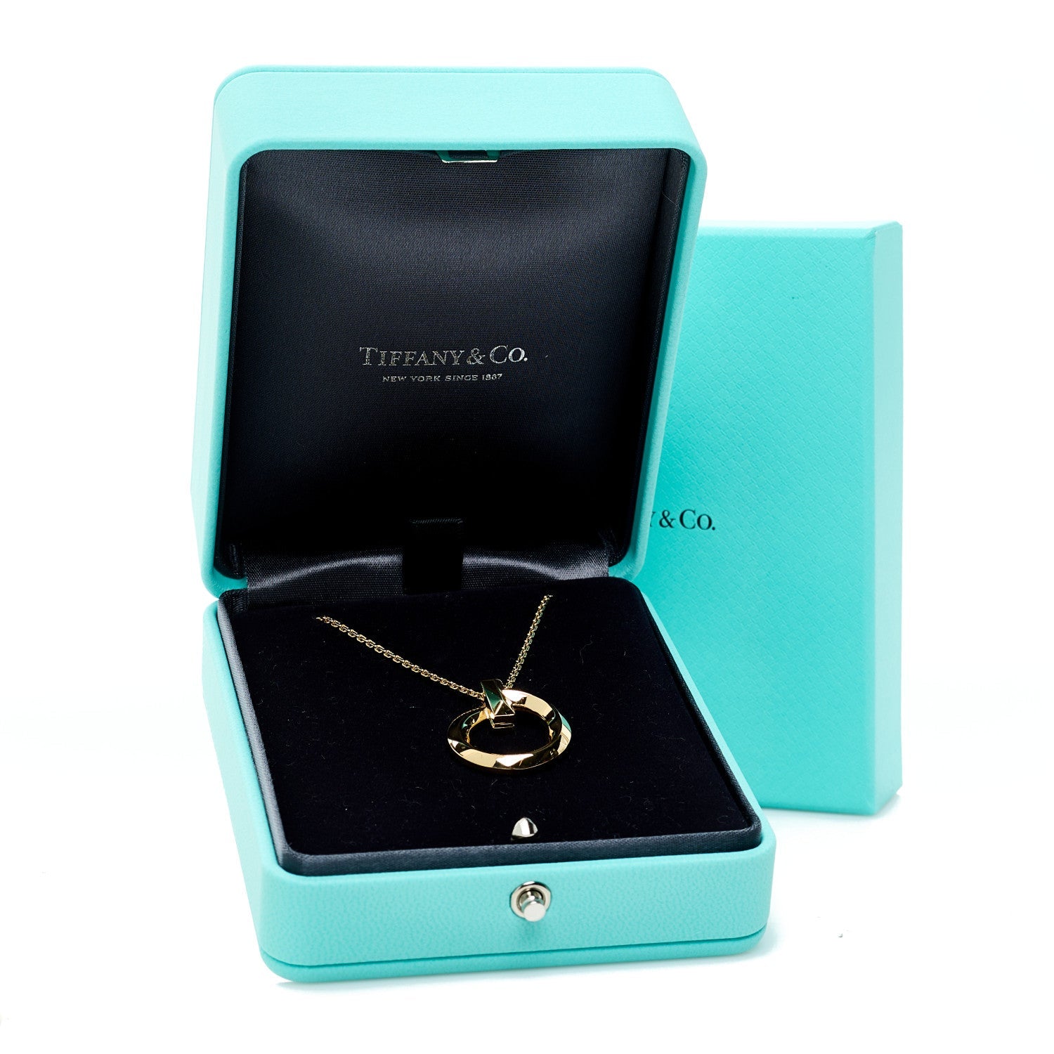18K Yellow Gold T T1 Circle Pendant Necklace