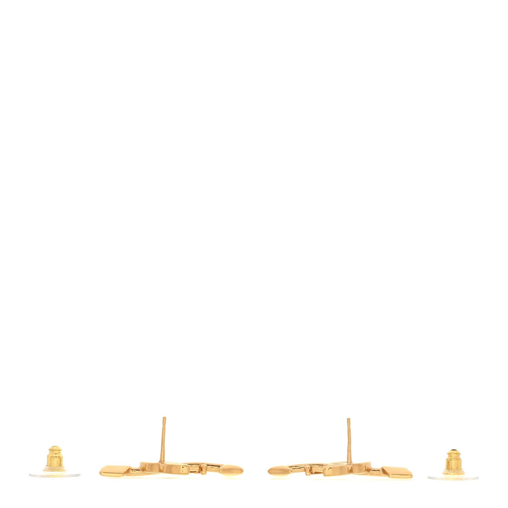 Metal CC Arrow Stud Earrings Gold