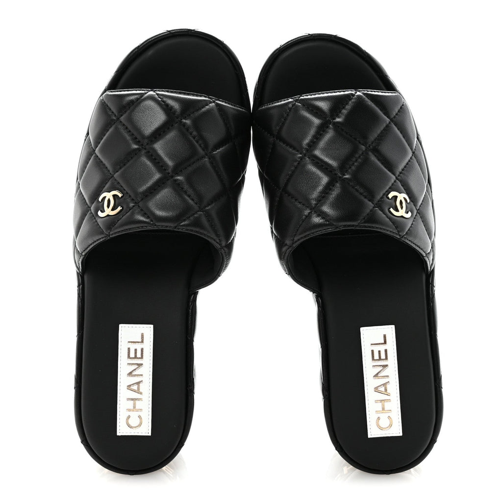 Lambskin Quilted CC Mules Wedge Sandals 39 Black