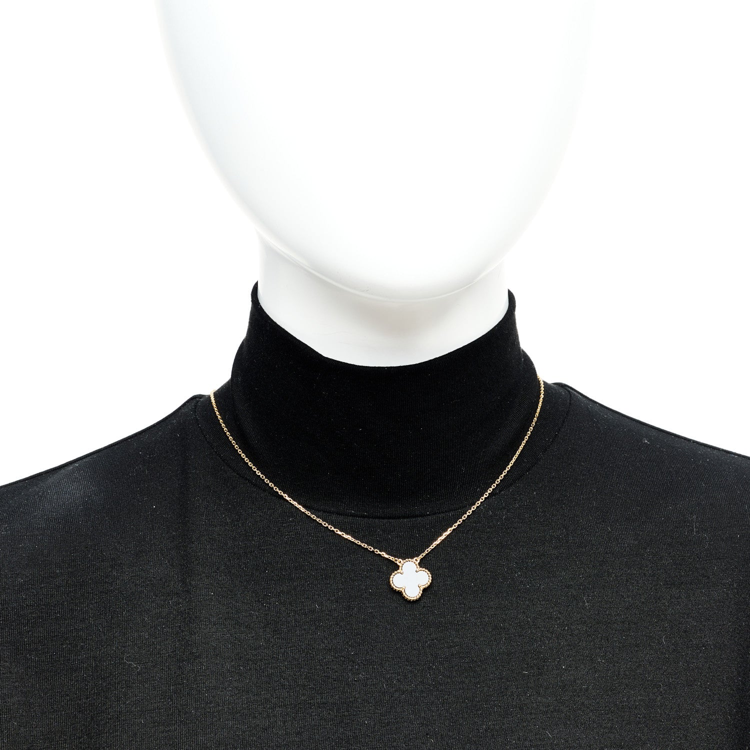 18K Yellow Gold Black Onyx Vintage Alhambra Pendant Necklace