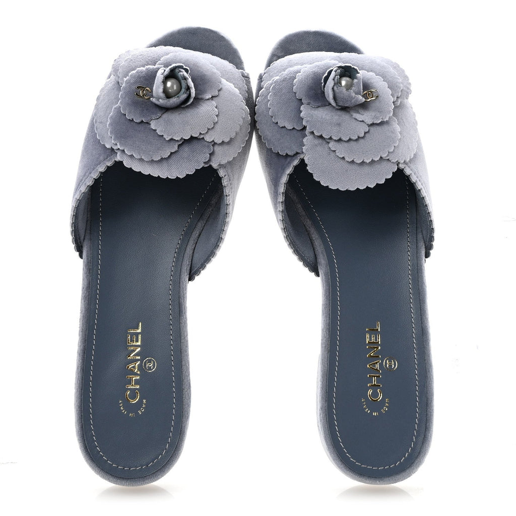 Velvet Pearl Camellia Slide Sandals 36.5 Gray